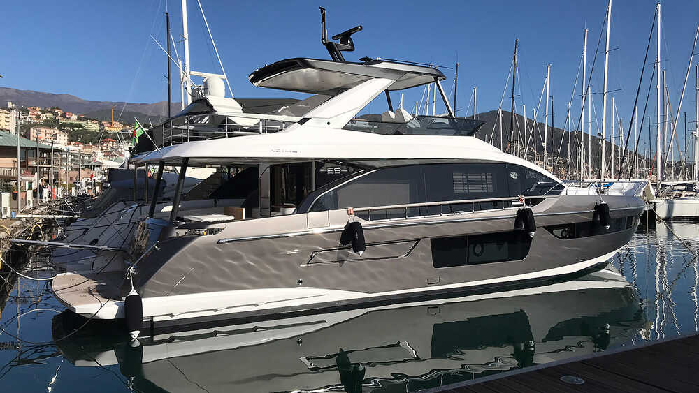 Exterior Azimut 68 Fly M/Y Sunstroke 2022