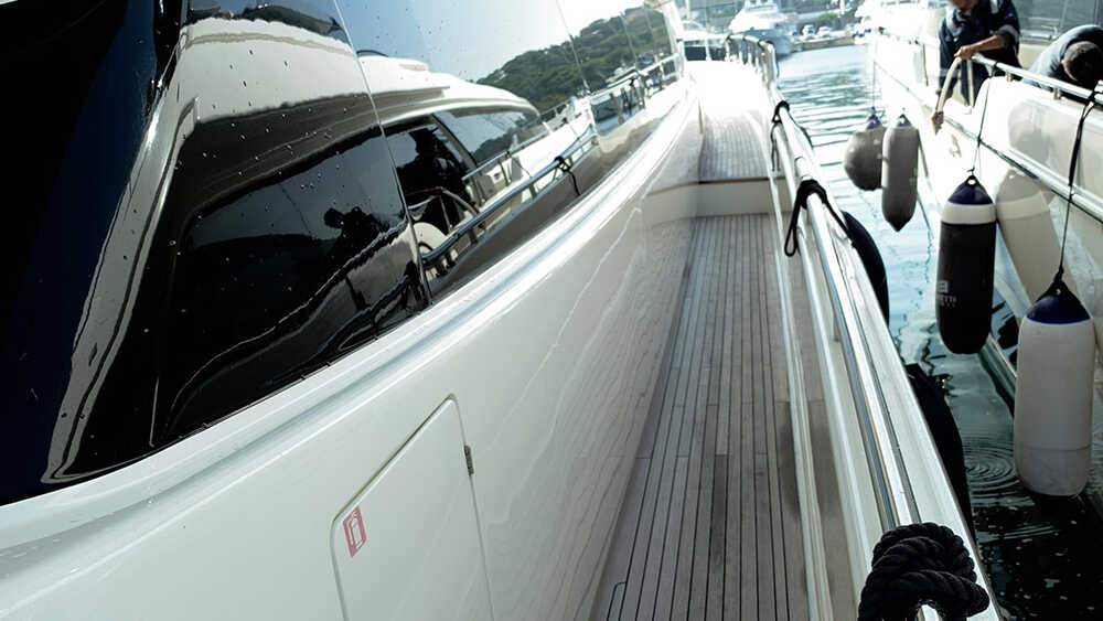 Exterior Ferretti 800 2015
