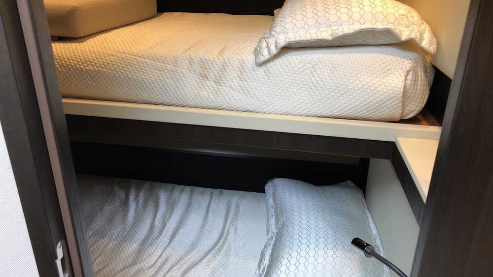 Guest cabin portside