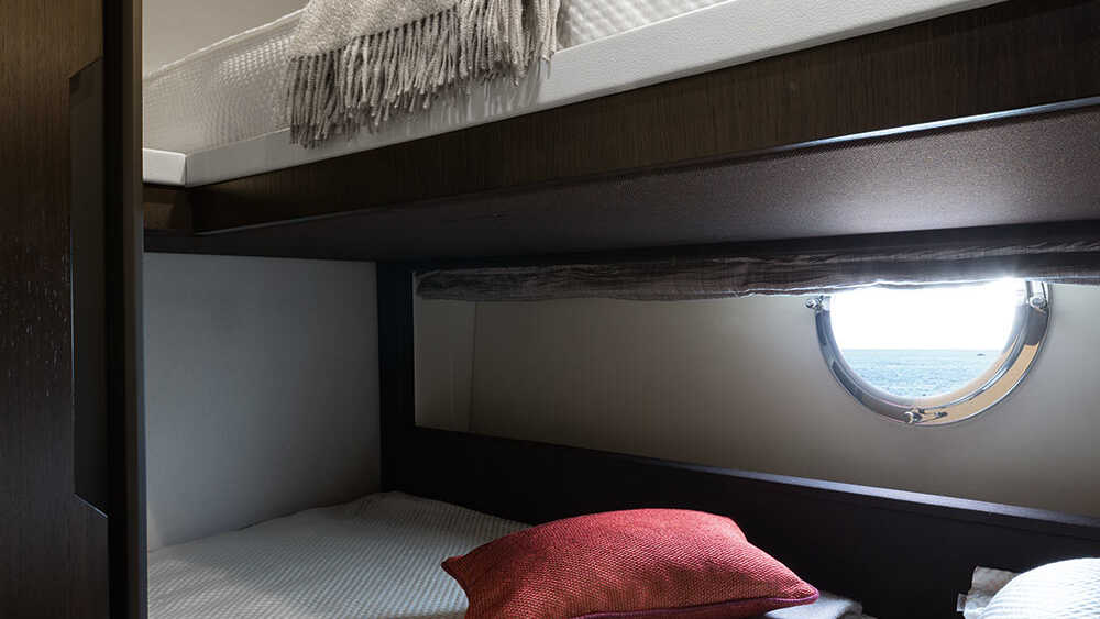 Guest cabin on portside