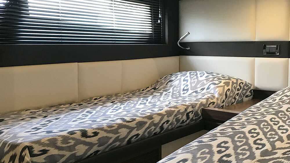 Guest cabin