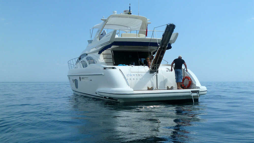 Exterior Azimut 62 2009