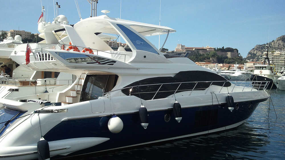 Exterior Azimut 64 2013