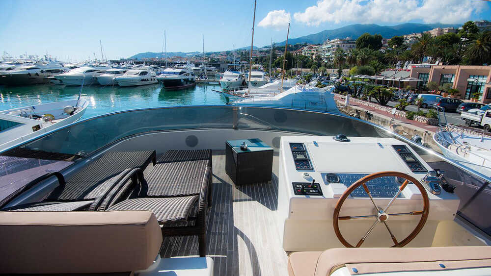 Flybridge