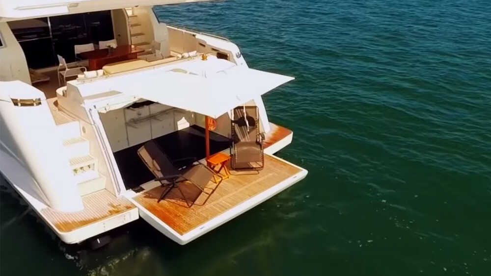 The aft lounge area on the retractable swimming platform