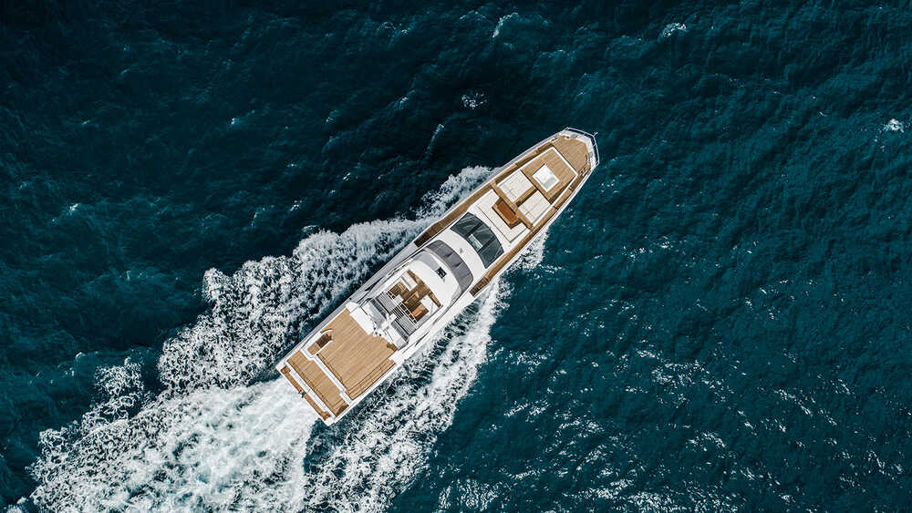 Exterior Azimut Grande 35 METRI
