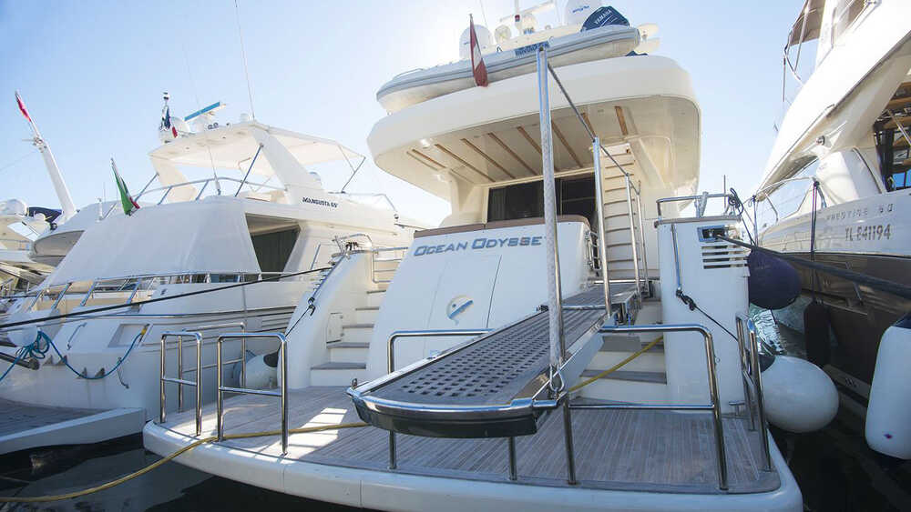 Exterior Amer 86 - 2006 - Ocean Odyssey