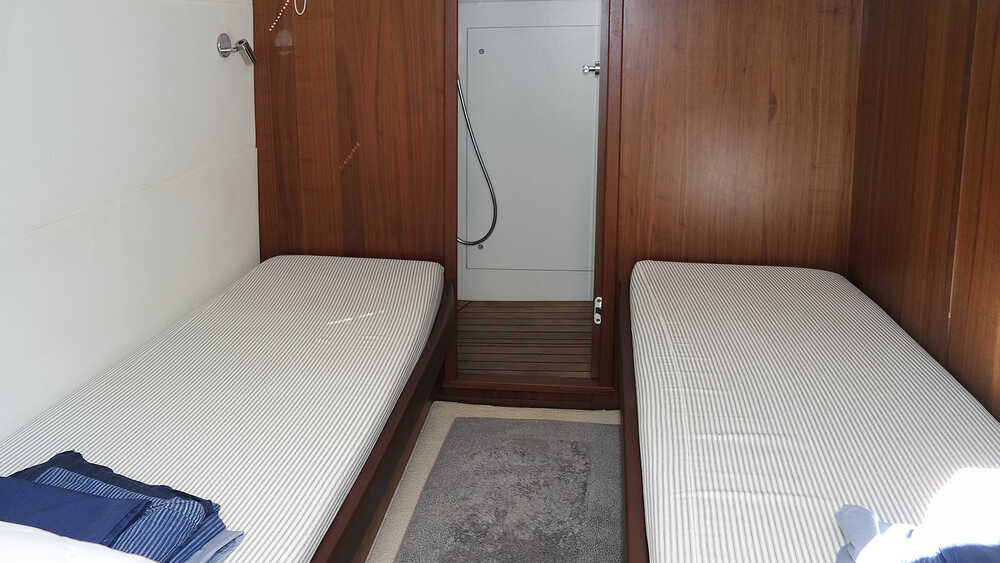 Crew cabin 
