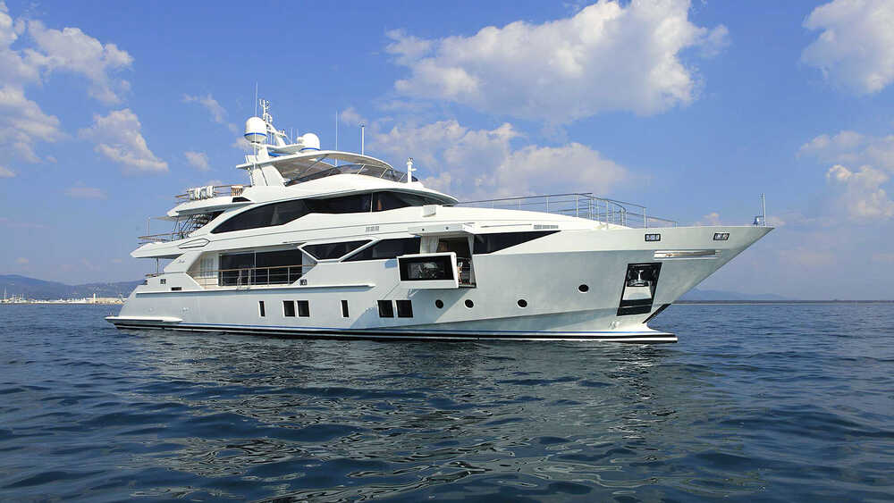 Exterior Benetti Fast 125