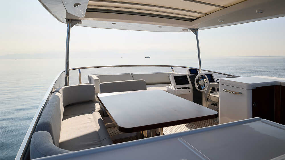 Flybridge
