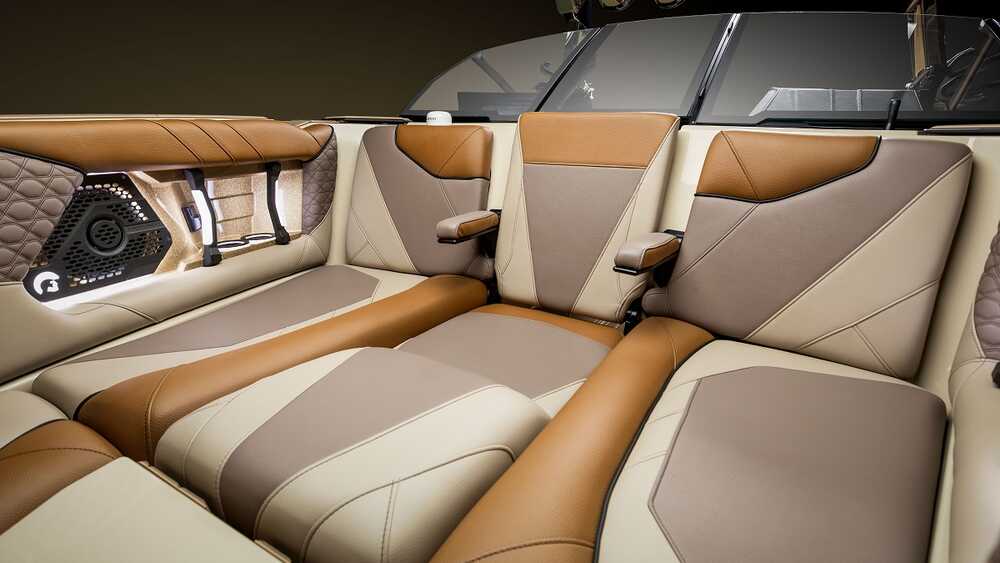 Bow Lean-Block Seating