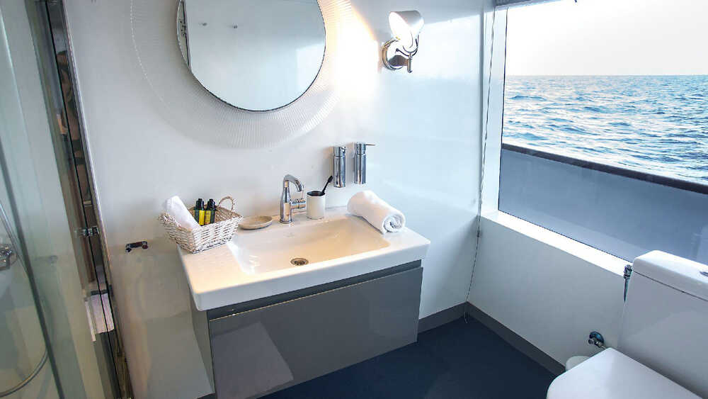 Guest cabin bathroom 