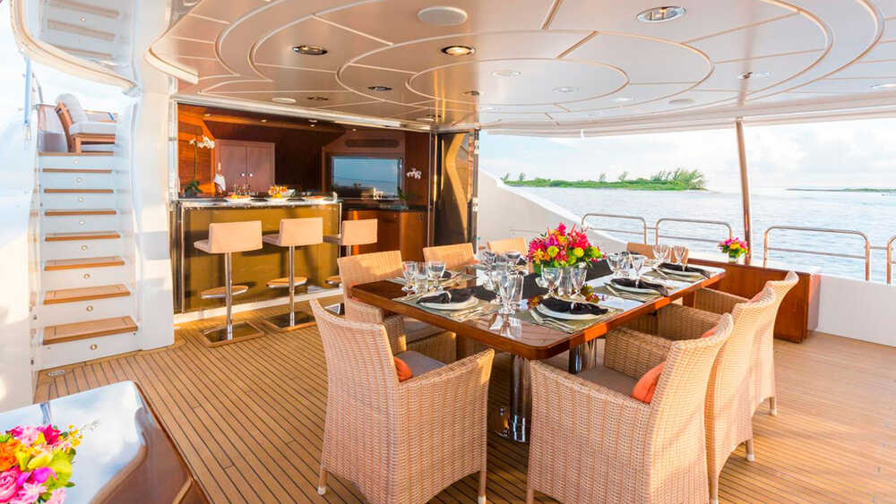 Dining area on upper deck 