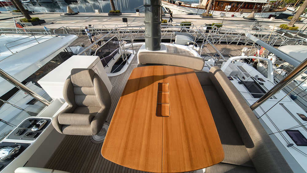 Flybridge