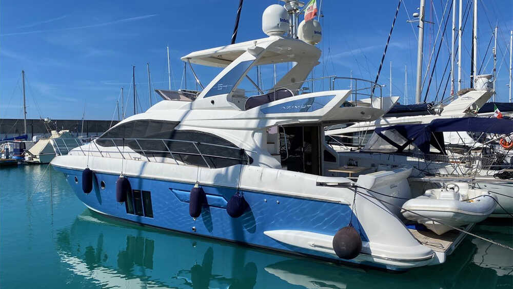 Exterior Azimut 54 2013
