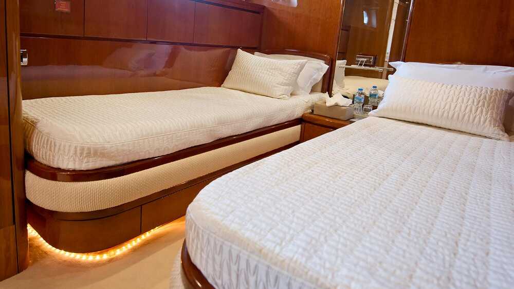 Twin cabin