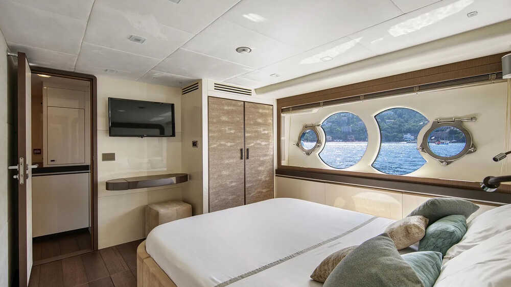VIP cabin