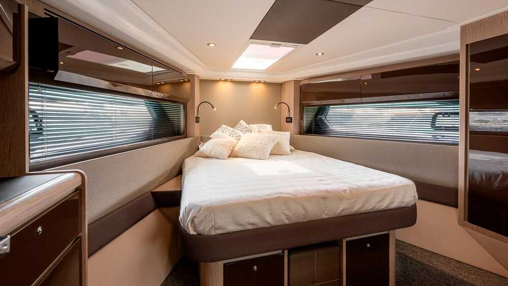 Мастер каюта Atlantis 51