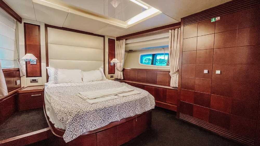 VIP  cabin