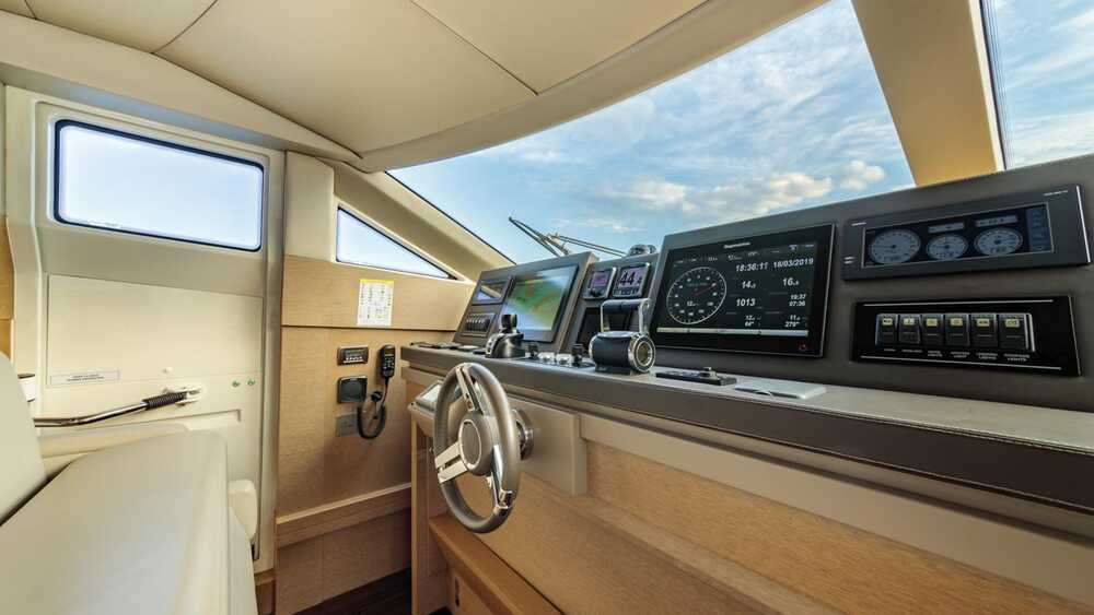 Helm station on the main deck