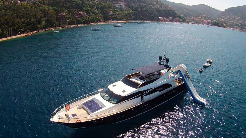 Exterior M/Y LADY AMANDA