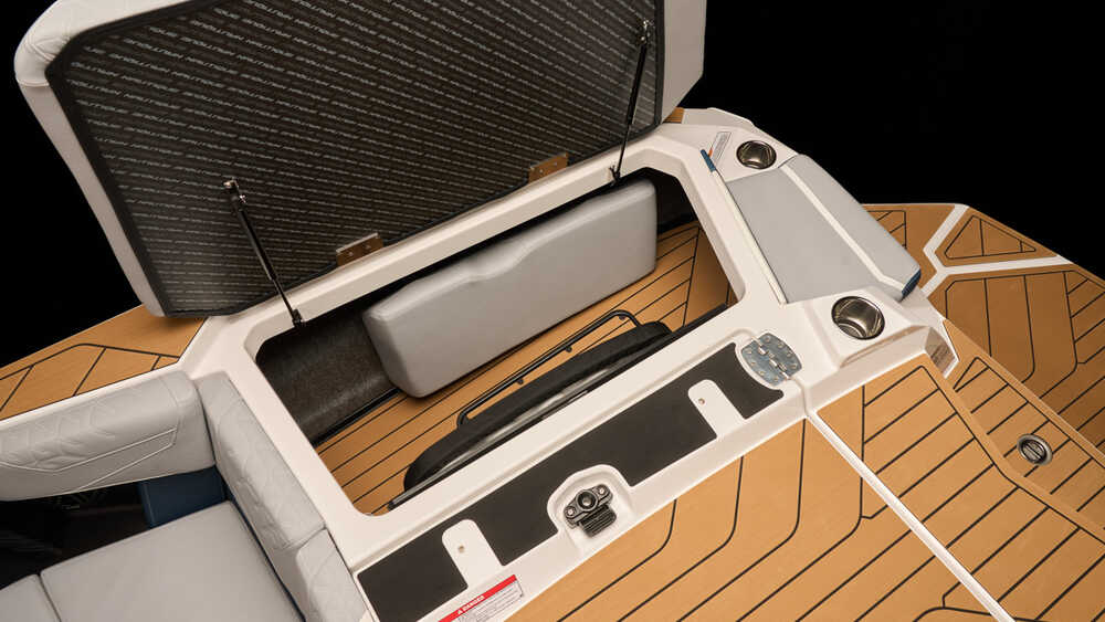 Transom Storage