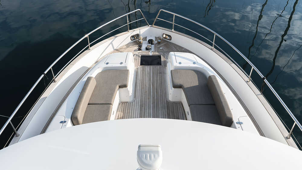 Bow deck