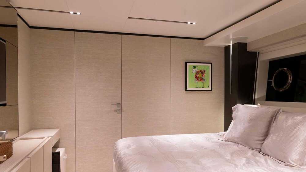 VIP cabin 