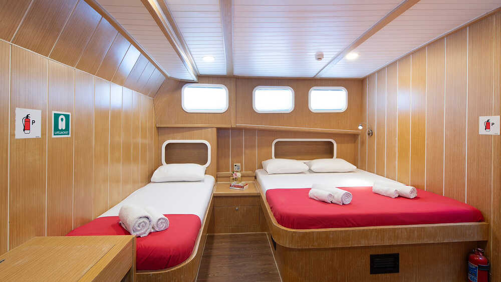 Guest cabin