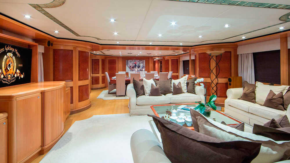 Main saloon