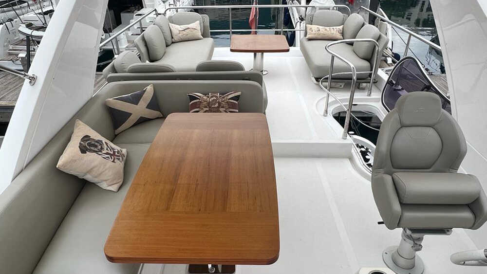 Flybridge
