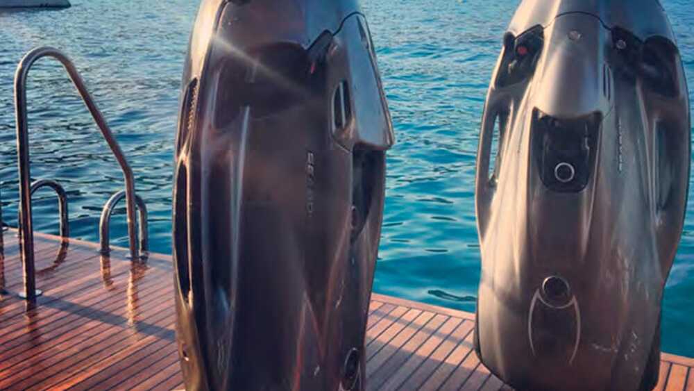 Water activities M/Y LADY AMANDA