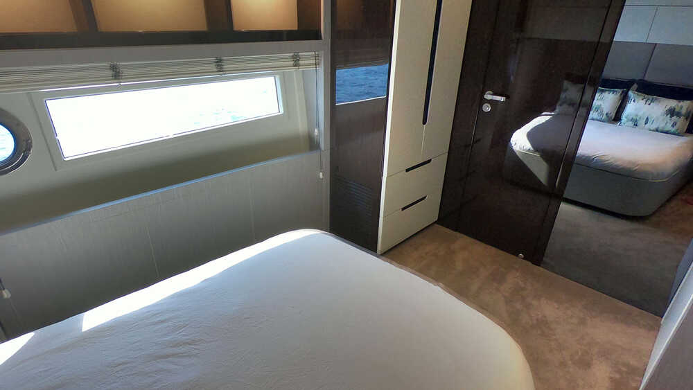 Guest cabin on portside