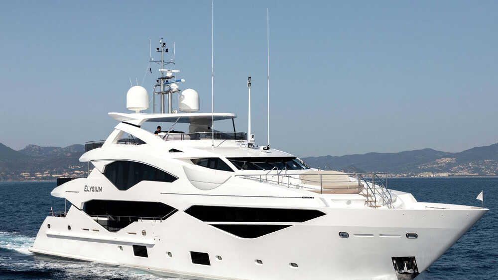 Exterior M/Y ELYSIUM