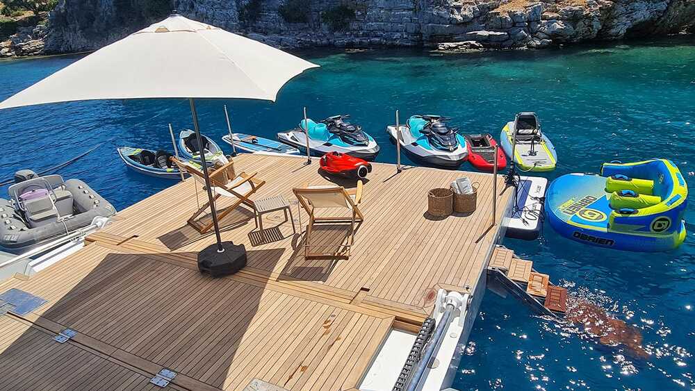 Beach club