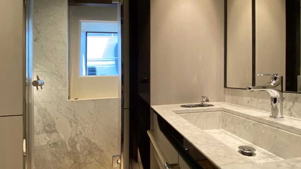 VIP bathroom
