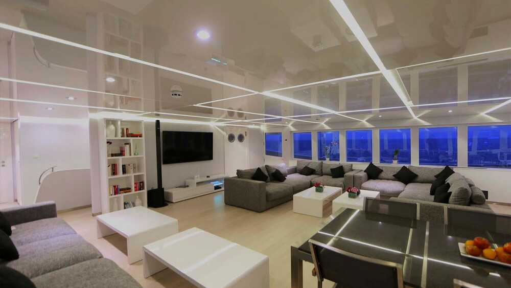 Main salon 