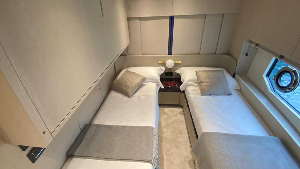 Twin guest cabin