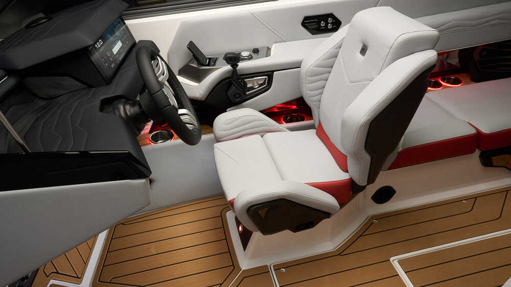 Pilot's Seat 