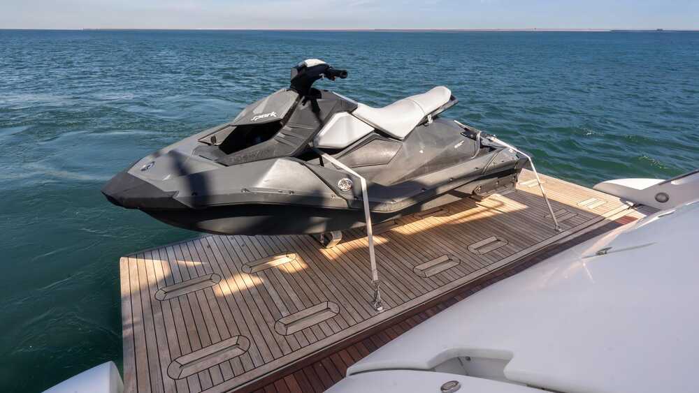 Tender on swimming platform