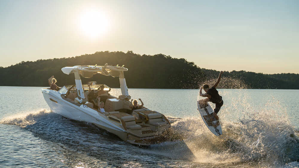 Wakesurf Wave 
