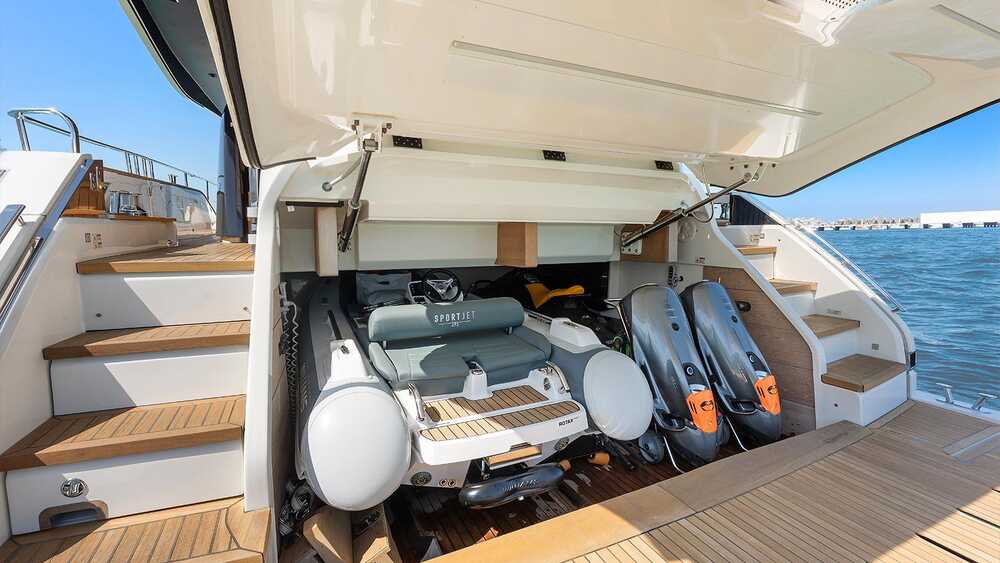 Garage for tender and jetski