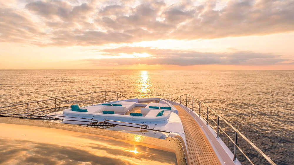 Lounge area on bow