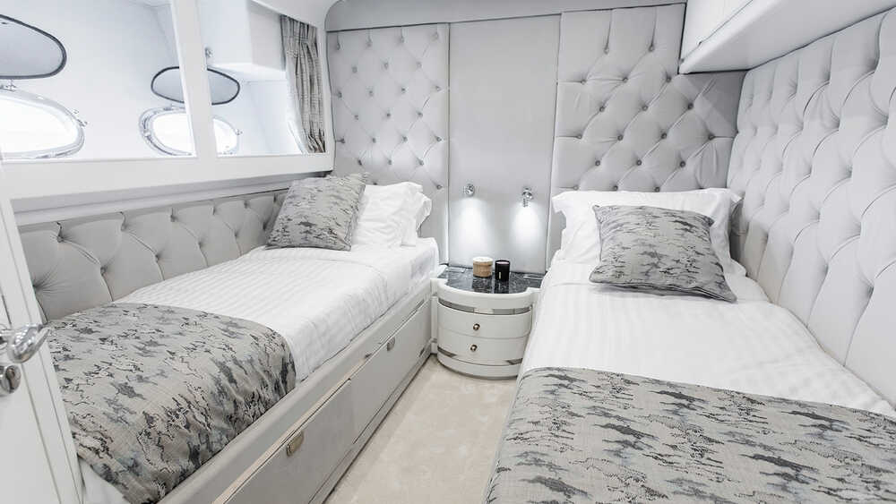 Twin guest cabin