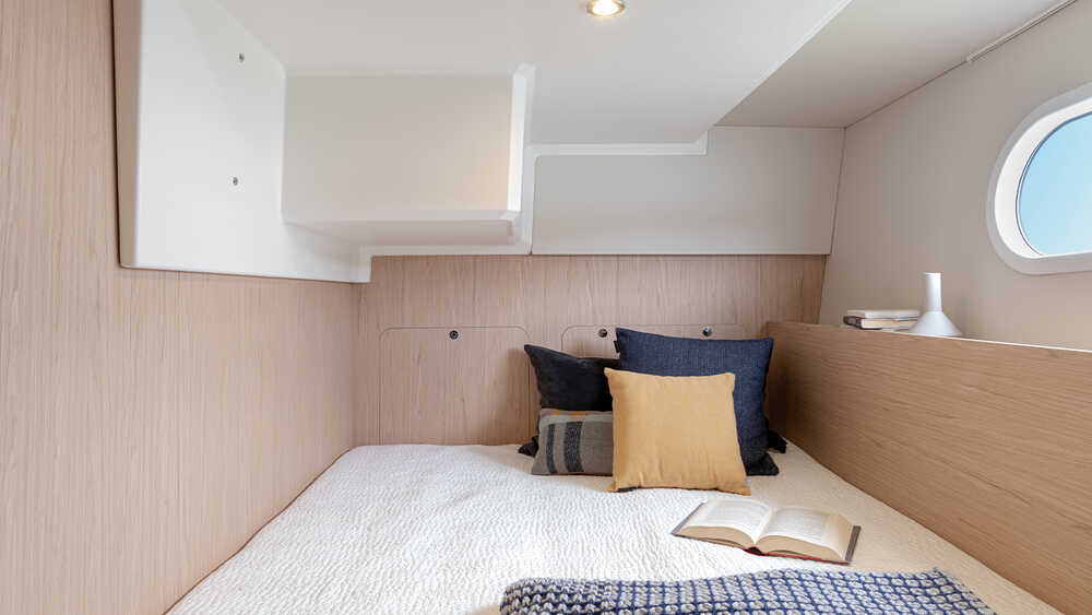 Guest cabin