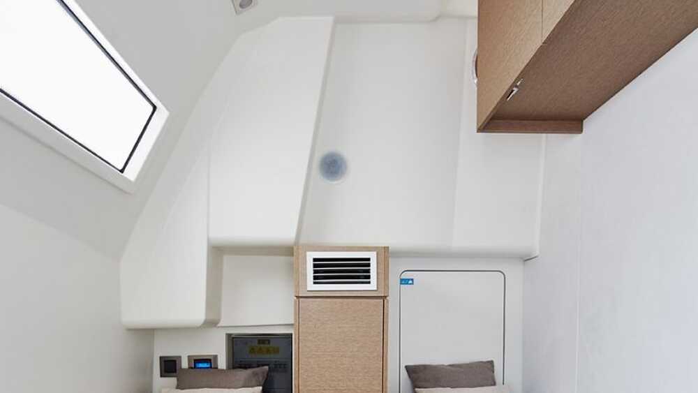 Crew cabin