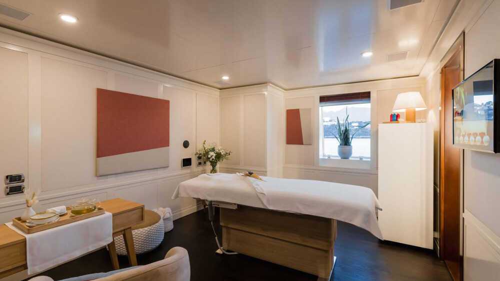 Upper Deck Spa