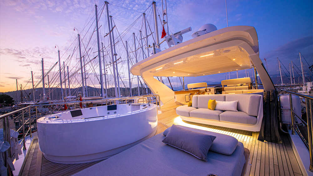 Flybridge