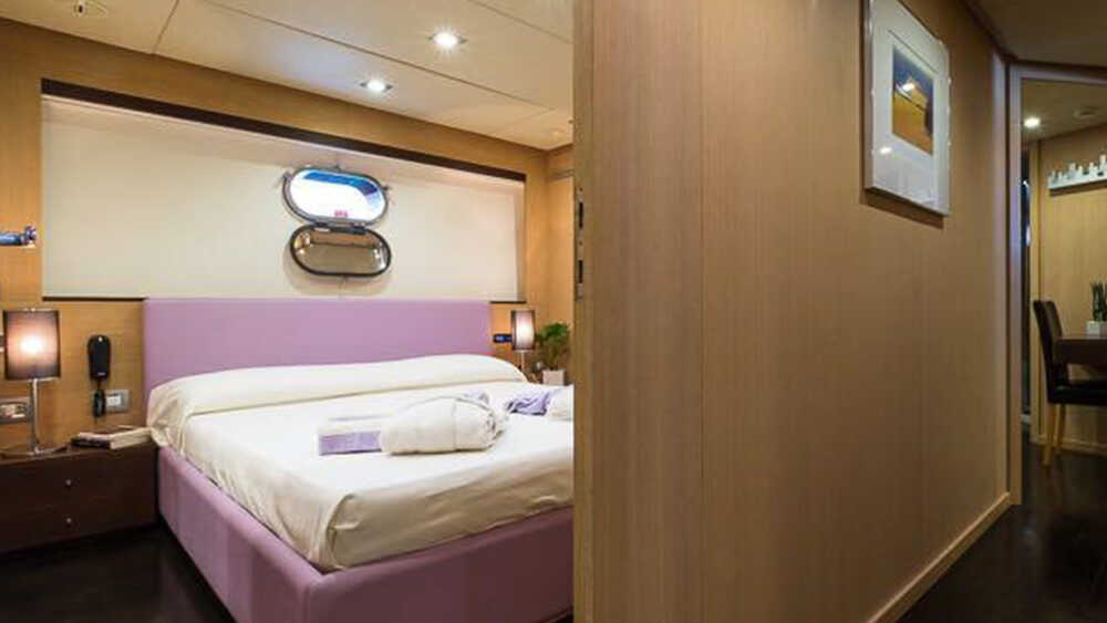 VIP cabin