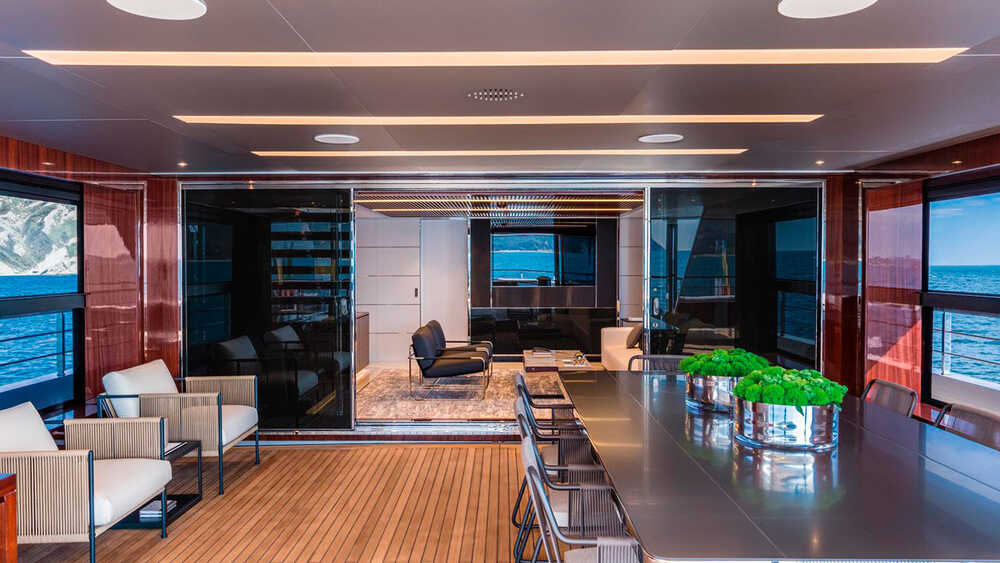 Dining area on aft upper deck